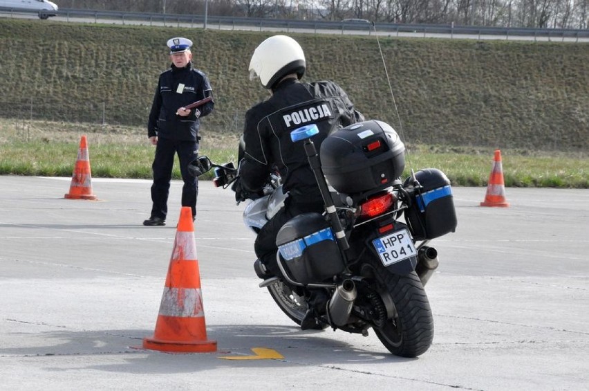 Trwa konkurs na najlepszego policjanta drogówki na Śląsku