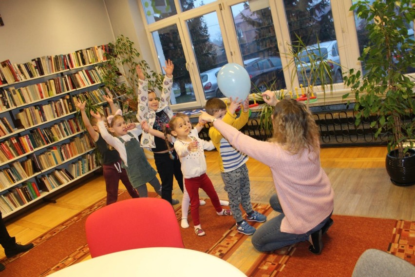 Kazimierska biblioteka uczciła Międzynarodowy Dzień Kubusia Puchatka. Było wiele atrakcji [ZDJĘCIA] 