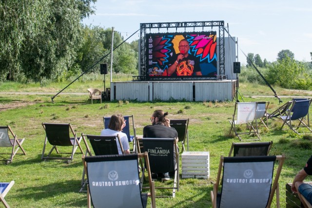 W Poznaniu na domówkę z Pol'and"Rock Festivalem można wybrać się m. in. na plażę na Ratajach.