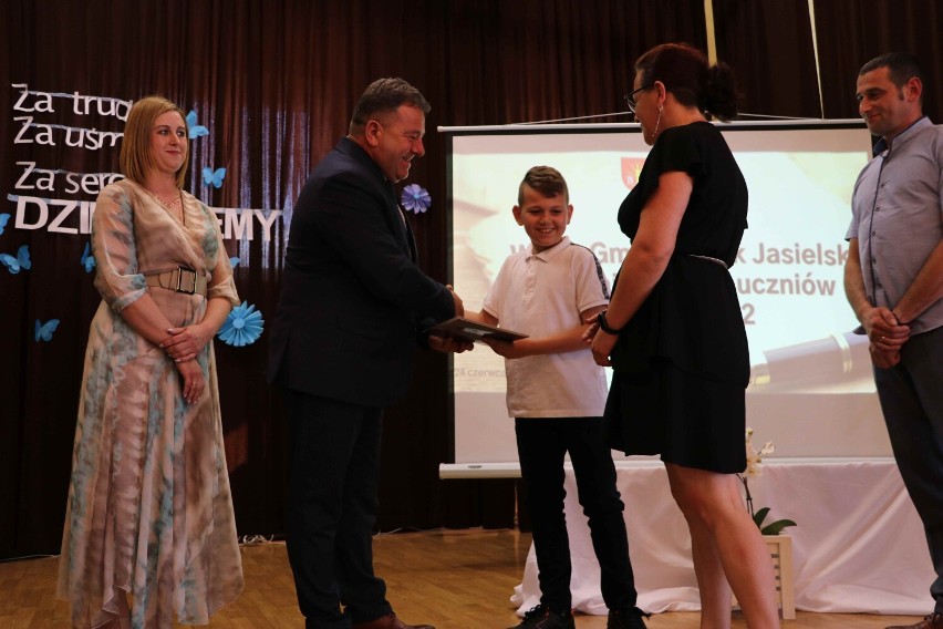 Nagrody wójta Gminy Osiek Jasielski dla najlepszych uczniów