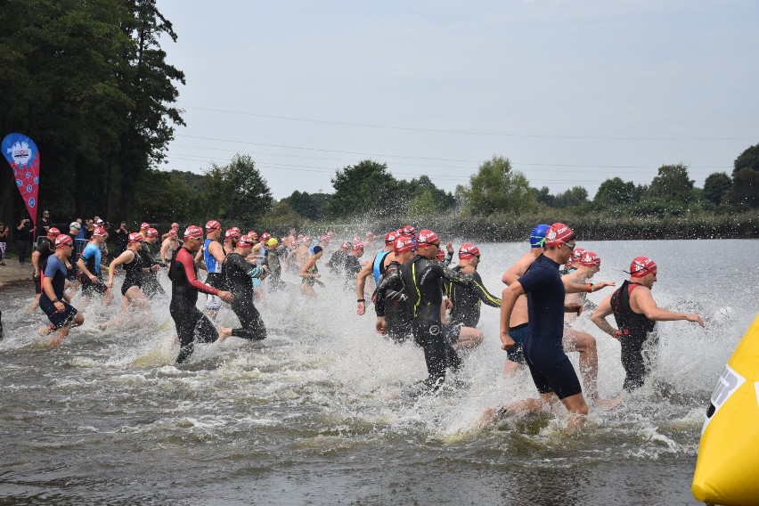 Chętnych do rywalizacji w żorskim Cross Triathlonie nie...