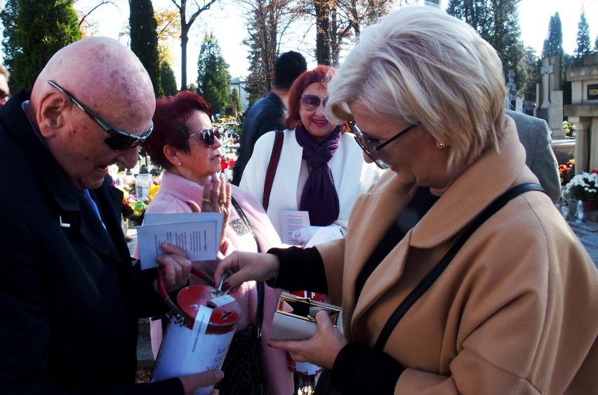 Nowy Sącz. Kwesta na odnowę zabytkowych grobów. Czy będzie rekord szczodrobliwości?