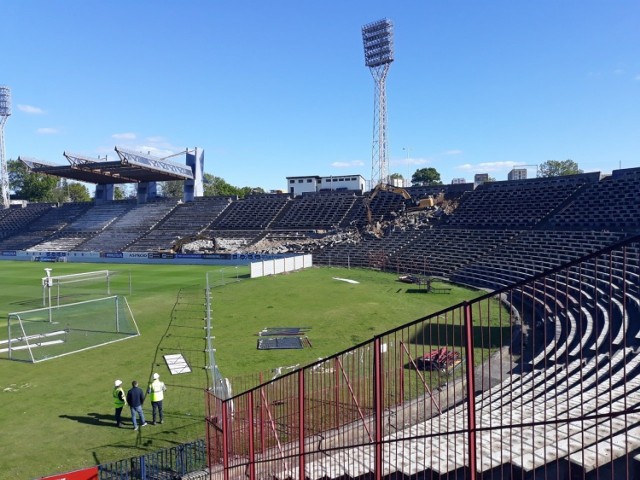 Jak budowali trybunę południową i zachodnią na stadionie Pogoni