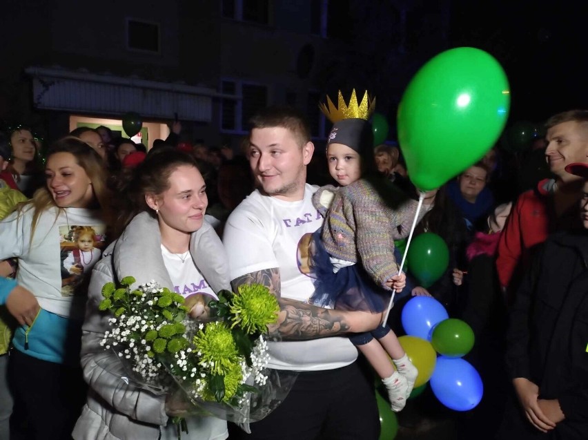 Rodzicom 3-letniej Kamili udało się zebrać 10 mln zł na...