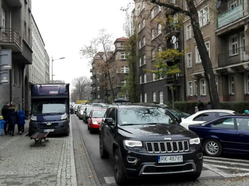 Śląskie: Akcja Znicz 2017. Sytuacja na drogach w regionie