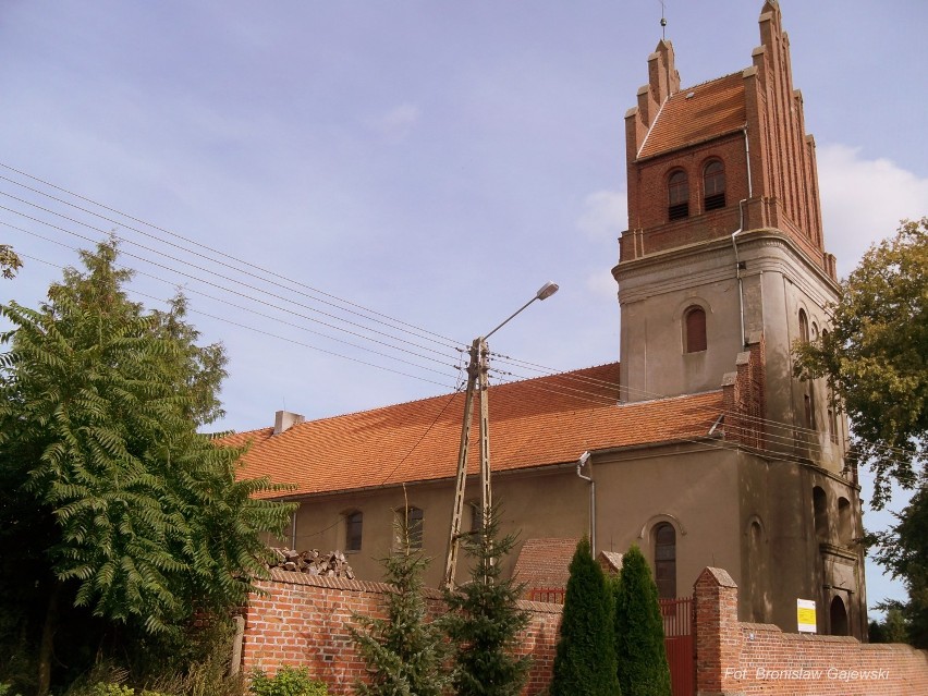 BYSŁAWEK
II etap konserwacji i restauracji konfesjonału...