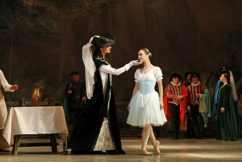 GISELLE w wykonaniu Lwowskiego Narodowego Teatru Opery i...