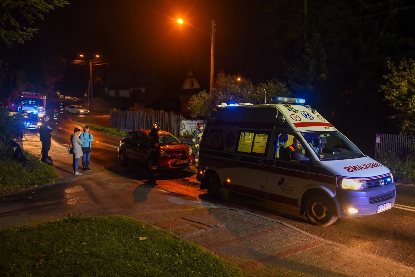 Wypadek w Kościelisku. Jedna osoba w szpitalu [ZDJĘCIA]