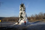 Zakopane: Lodowe choinki to drogi biznes