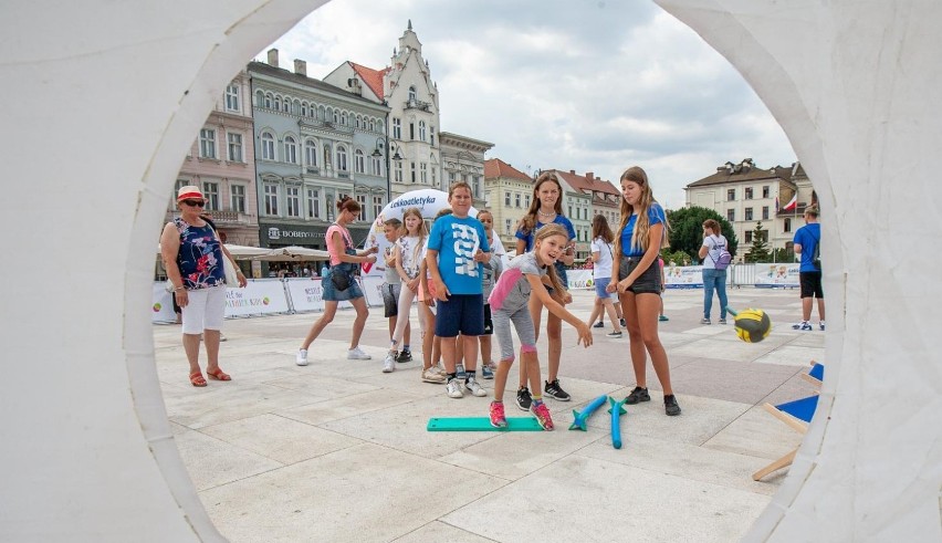 Miasteczko lekkoatletyczne wyrosło na Starym Rynku w Bydgoszczy [zdjęcia]