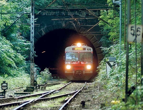 W bielskim tunelu pojawi się drugie czynne torowisko