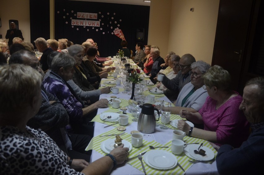 Mieszkańcy Słocina wspólnie świętowali Dzień Seniora