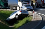 Wypadek na obwodnicy Kościerzyny. Kierowca był pod wpływem alkoholu. Miał 2,5 prom. alkoholu [ZDJĘCIA]