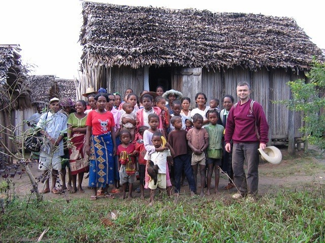 Ojciec Wiesław Chojnowski przez 4 lata głosił Słowo Boże na Madagaskarze. Wrócił, bo zachorował