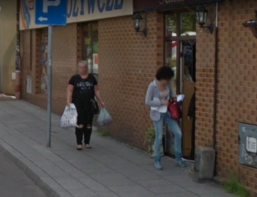 Oto zdjęcia mieszkańców Jaworzna na Google Street View. Odnajdujecie się nich?