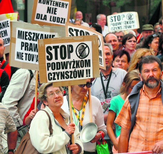 Mimo że najemcy  protestowali przeciwko reformie,  teraz  coraz więcej z nich płaci za czynsz.