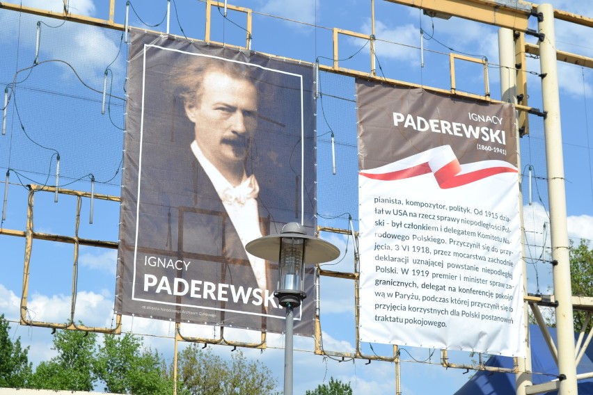 "Portrety Niepodległości" na mysłowickim rynku ZDJĘCIA