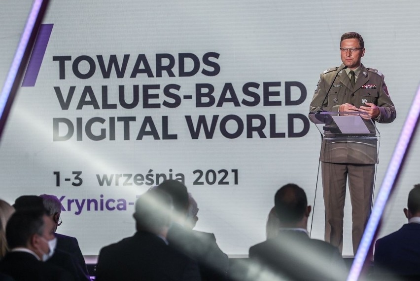 Prezydent Andrzej Duda o rozwoju cyberprzestrzeni i jej ochronie na Cybersec Forum w Krynicy-Zdroju [ZDJĘCIA] 
