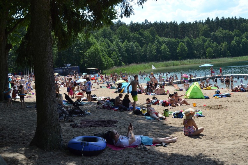 Plaża na Płotkach w Pile. Tak wygląda letni wypoczynek w wydaniu mieszkańców Piły i okolicy [ZOBACZ ZDJĘCIA]