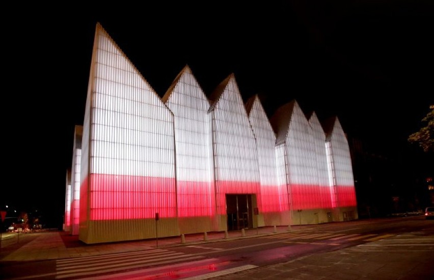 Premierowy pokaz oświetlenia placu Solidarności w Szczecinie