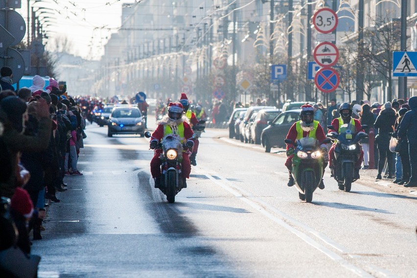 Mikołaje na motocyklach 2017 w Trójmieście. Parada mikołajów na motocyklach 3.12.2017 