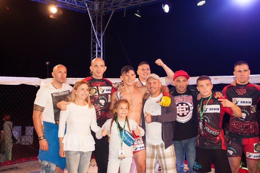 Klub Sportów Waki Valiant Gold Team Stargard Szczeciński na zawodowych ringach MMA