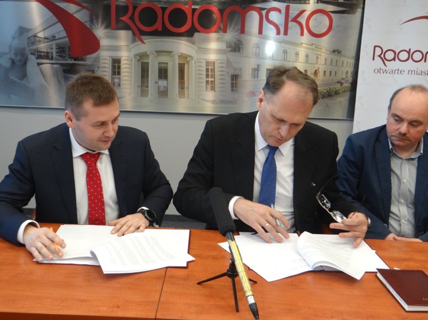 Radomsko: Porozumienie o rozwoju sieci światłowodowej