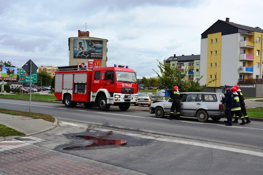 Wypadek w Jarocinie: Dwa samochody zderzyły się na ulicy...