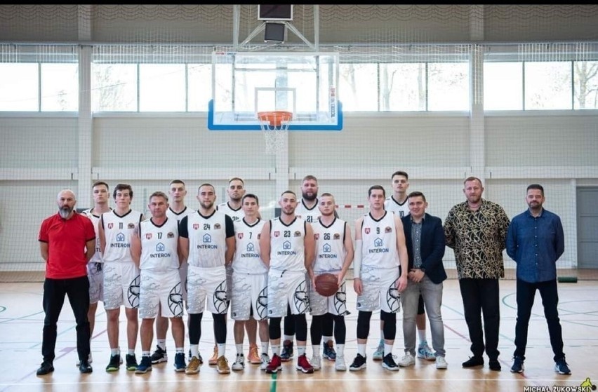 MKK Interon Siejko Boruta w II lidze. Gratulacje składali poseł Matuszewski, prezydent Staniszewski i Marcin Gortat