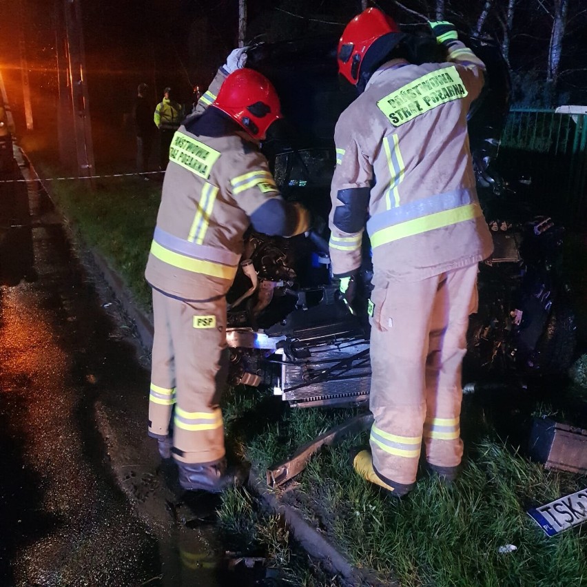 Wypadek na skrzyżowaniu w Skarżysku. Jedna osoba zmarła, dwie są ranne