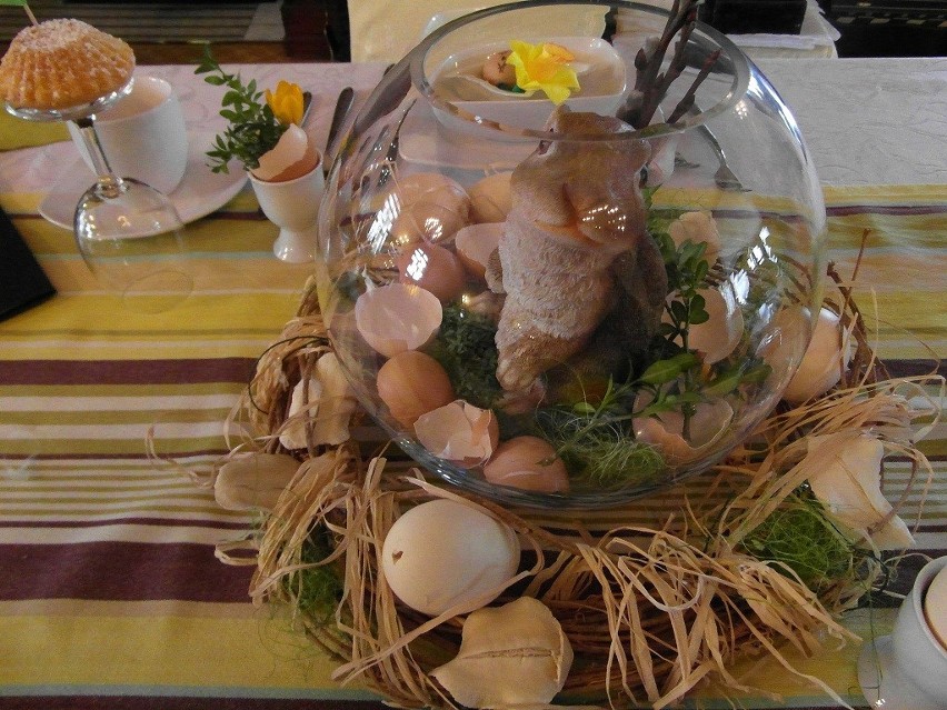 Zobacz jak udekorować stół na Święta Wielkanocne