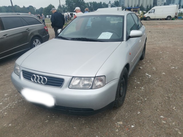 Audi A3 z 2000 roku. Silnik 1,8 benzyna+gaz. Stan licznika: 287 tys. km. Cena: Do uzgodnienia