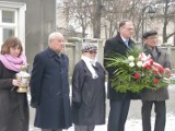 Radomsko: Kwiaty w 76. rocznicę powstania Armii Krajowej