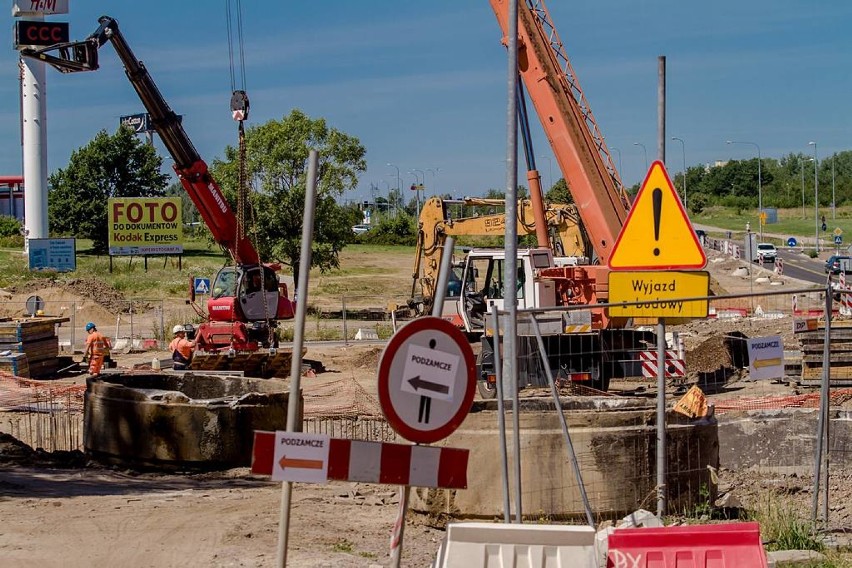 Obwodnica Wałbrzycha. Raport fotograficzny z prac na Piaskowej Górze (ZDJĘCIA)