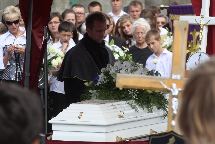 Gdynia: Pogrzeb zamordowanej Izy