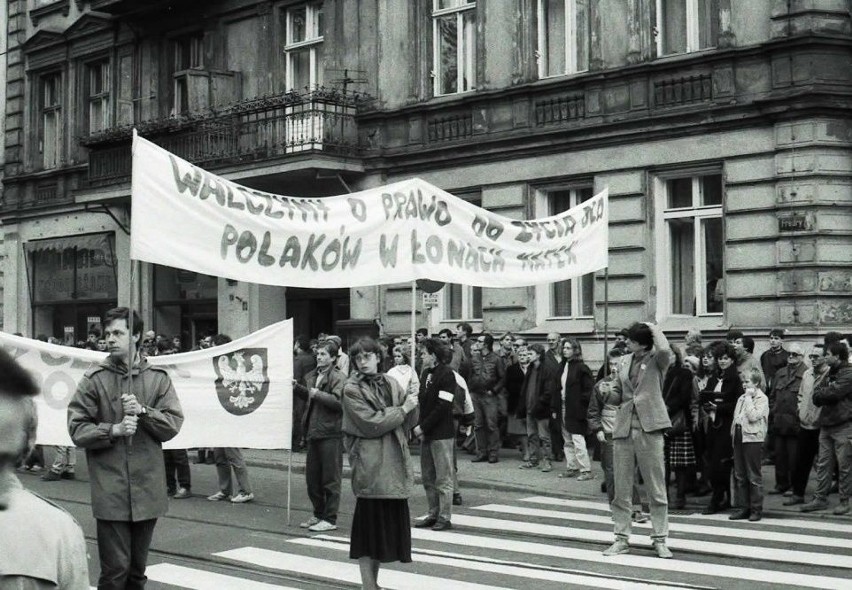 Poznań: Zobacz jak wyglądały pierwsze &quot;Marsze&quot;