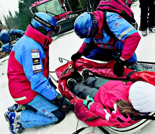 Ćwiczenia ratowników pokazały, że karetka w Świeradowie-Zdroju jest niezbędna