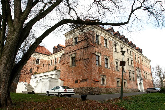 Średniowieczny Zamek w Uniejowie