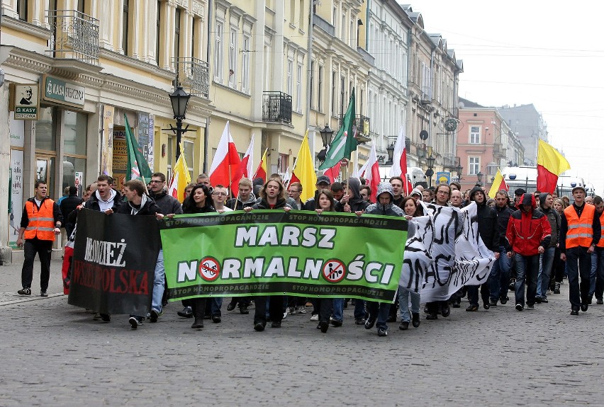 Marsz Normalności przeszedł ulicą Piotrkowską [ZDJĘCIA+FILM]