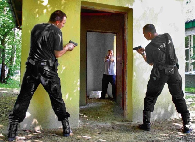 Mniej pieniędzy na szkolenie funkcjonariuszy dostanie katowicka Szkoła Policji