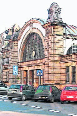 Gmach dawnego dworca w Katowicach