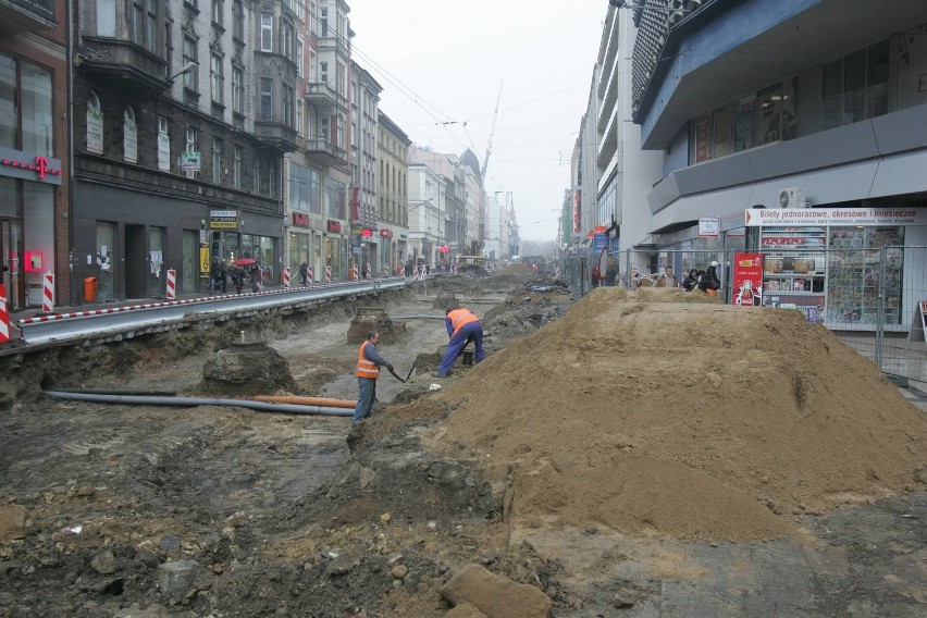 Katowice: Aleja Korfantego będzie zielona. A jest chaos [ZDJĘCIA]