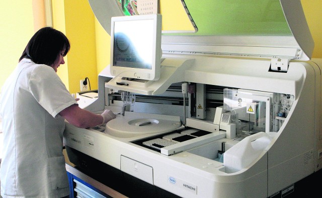 Próbki są oznaczane w Zakładzie Diagnostyki Laboratoryjnej Szpitala w Puszczykowie