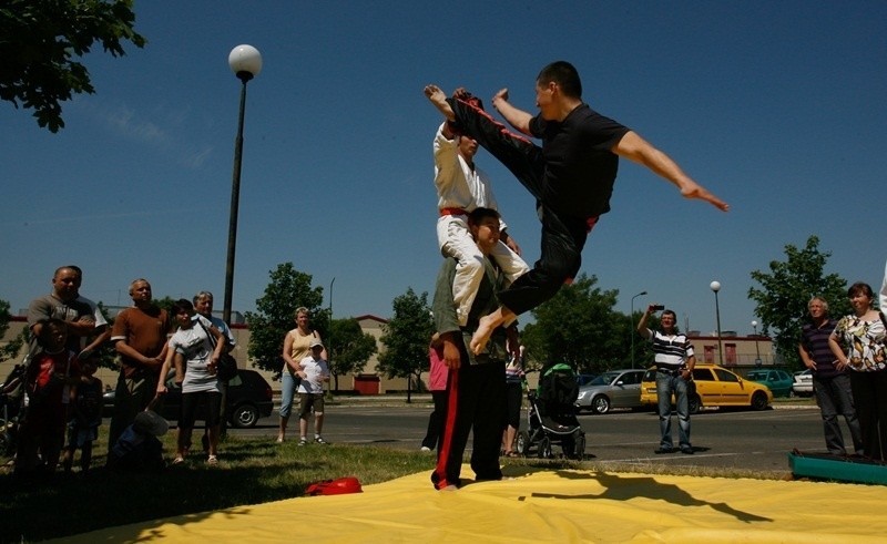 04.06.2011 LEGNICA. KARATE POKAZY.