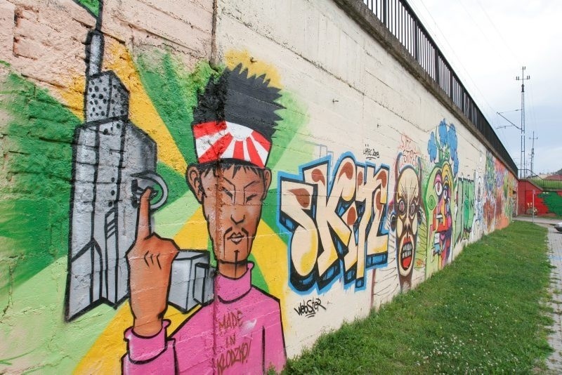 Murale: Sztuka ulicy na salonach