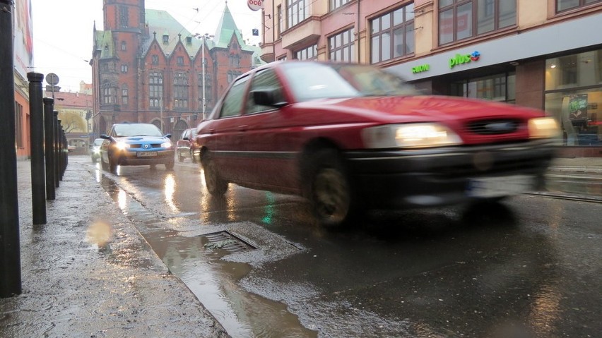 Deszczówka zalewa Wrocław. A będzie jeszcze gorzej