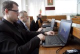 Lubelscy radni dostali służbowe laptopy (ZDJĘCIA)