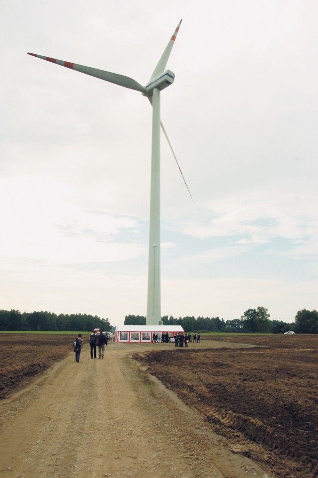 W Łosinie działają już 24 siłownie wiatrowe