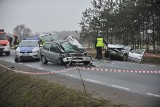 6 osób rannych w wypadku pod Poddębicami [ZDJĘCIA]