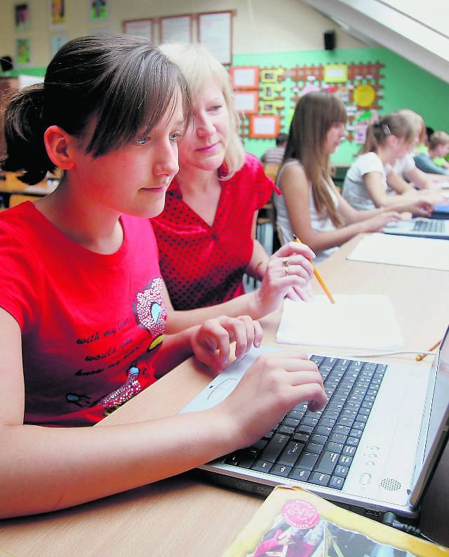 Z laptopów uczniowie będą korzystać nie tylko na lekcjach informatyki, ale i na innych zajęciach